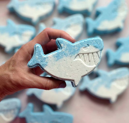 Shark Bath Bomb With Toy